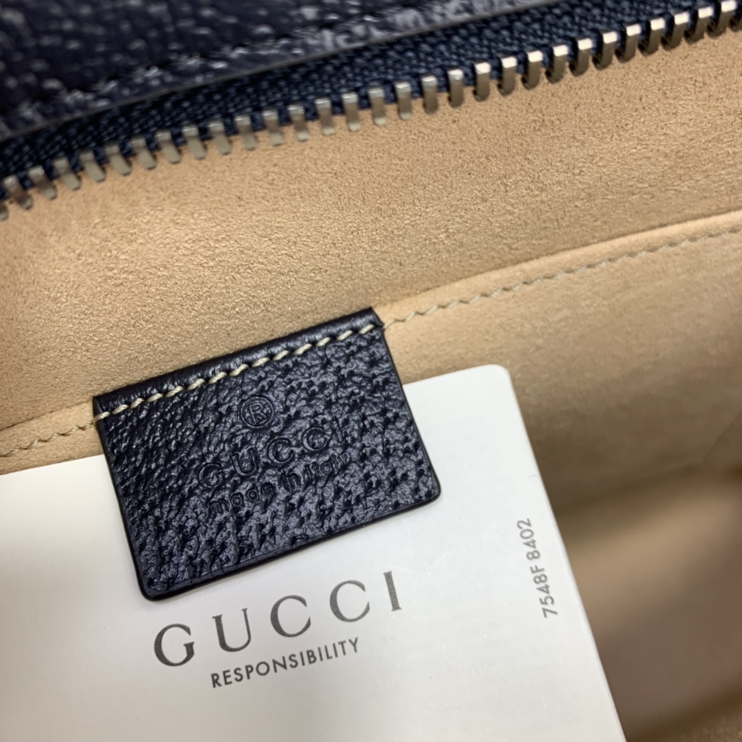 Gucci Clutch Bags